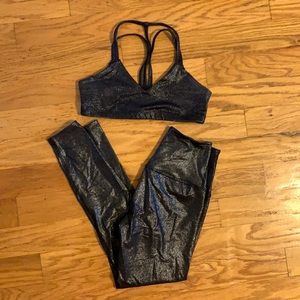 Beyond yoga black glitter set - only worn once